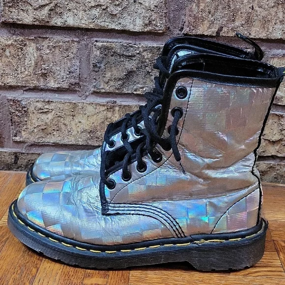 Dr. Martens 90's Holographic Lace Up Boots Womens Size 7 (UK SIZE 5) - Picture 3 of 11